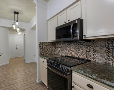 10103 W Myrtlewood Cir Circle W - Photo Thumbnail 8