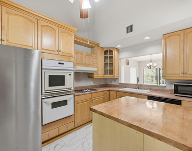 9364 Ketay Circle - Photo Thumbnail 7