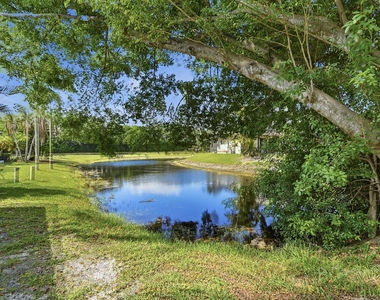 9364 Ketay Circle - Photo Thumbnail 32