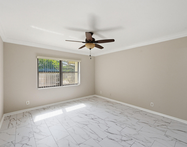 9364 Ketay Circle - Photo Thumbnail 12