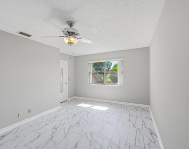 9364 Ketay Circle - Photo Thumbnail 20
