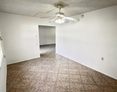 1101 Bahama Bend - Photo Thumbnail 14