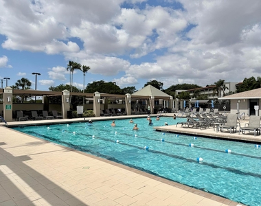 1101 Bahama Bend - Photo Thumbnail 29
