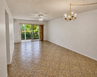 1101 Bahama Bend - Photo Thumbnail 6