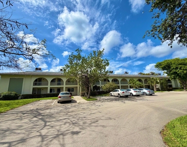 1101 Bahama Bend - Photo Thumbnail 2