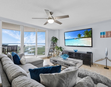 5049 N Hwy A1a - Photo Thumbnail 14
