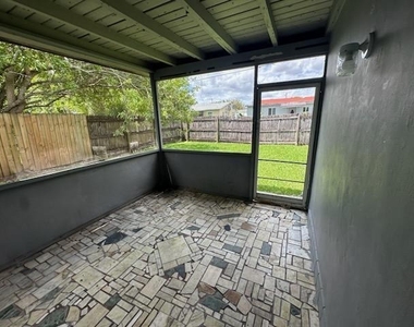 2601 Nw 64th Terrace - Photo Thumbnail 11