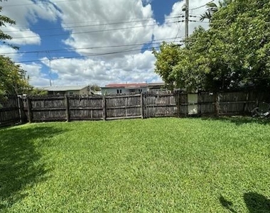 2601 Nw 64th Terrace - Photo Thumbnail 12
