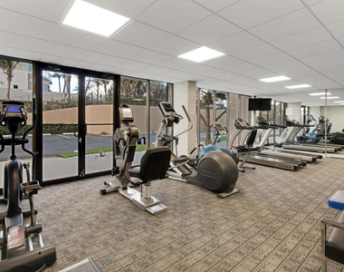 4200 N Ocean Drive - Photo Thumbnail 21