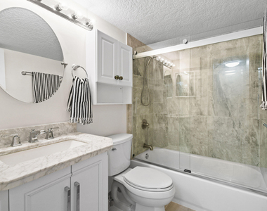 4200 N Ocean Drive - Photo Thumbnail 38