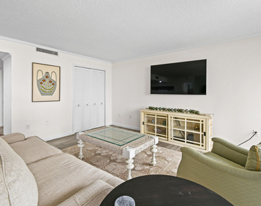 4200 N Ocean Drive - Photo Thumbnail 45