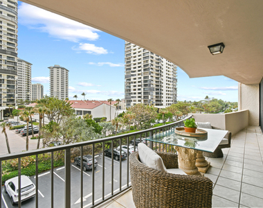 4200 N Ocean Drive - Photo Thumbnail 57