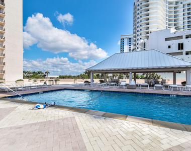 4200 N Ocean Drive - Photo Thumbnail 18