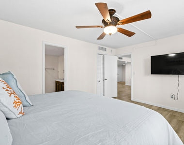4200 N Ocean Drive - Photo Thumbnail 52