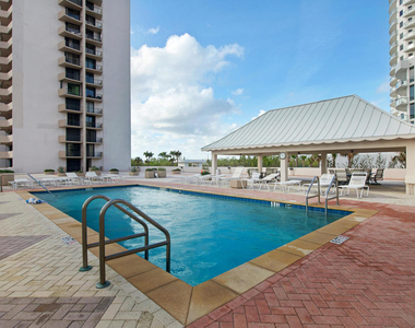 4200 N Ocean Drive - Photo Thumbnail 19