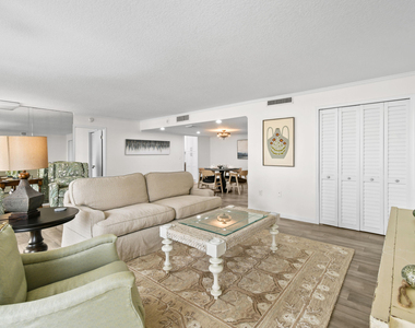 4200 N Ocean Drive - Photo Thumbnail 47