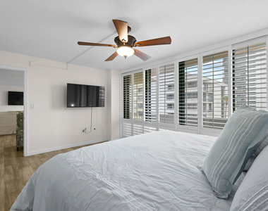 4200 N Ocean Drive - Photo Thumbnail 53