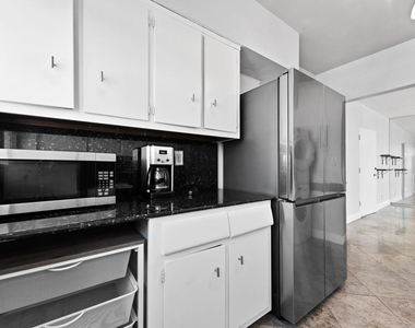 3003 Terramar Street - Photo Thumbnail 4