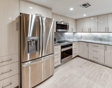 340 S Ocean Boulevard - Photo Thumbnail 7