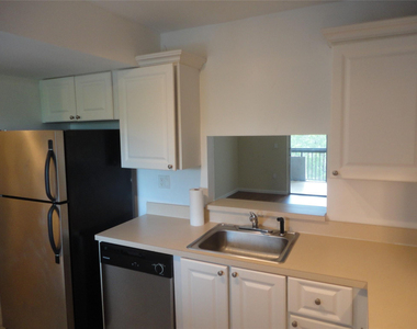 731 N Pine Island Road - Photo Thumbnail 2