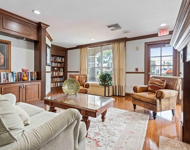 158 Sw Peacock Boulevard - Photo Thumbnail 26