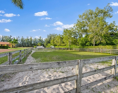 11861 Hawk Hollow - Photo Thumbnail 13