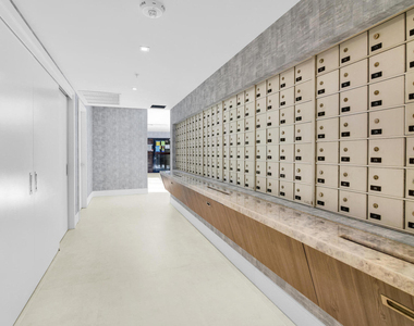 859 Jeffery Street - Photo Thumbnail 34