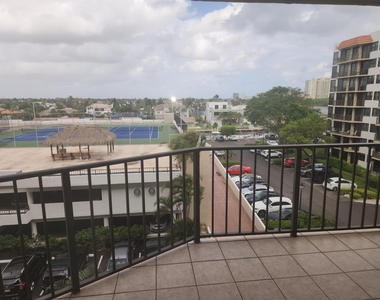 859 Jeffery Street - Photo Thumbnail 19