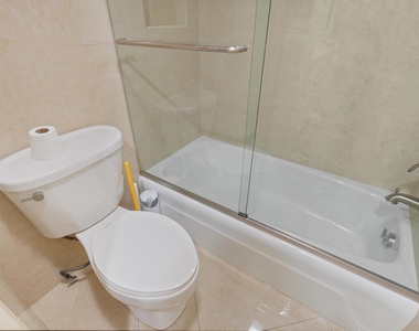 859 Jeffery Street - Photo Thumbnail 29