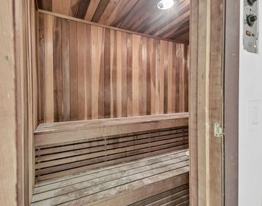 859 Jeffery Street - Photo Thumbnail 76
