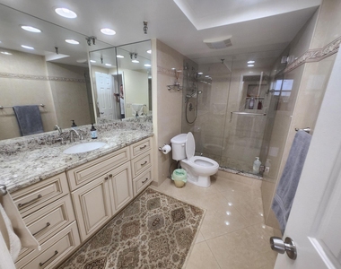 859 Jeffery Street - Photo Thumbnail 30