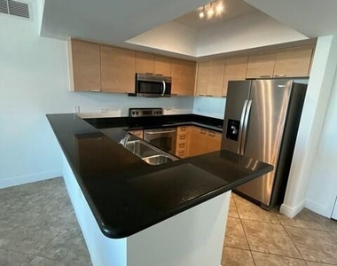 140 S Dixie Highway - Photo Thumbnail 4