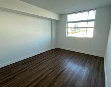 140 S Dixie Highway - Photo Thumbnail 12