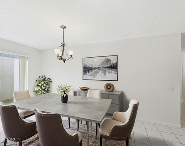 1239 Sussex Street - Photo Thumbnail 3