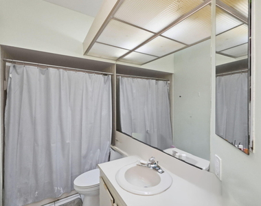 1239 Sussex Street - Photo Thumbnail 19
