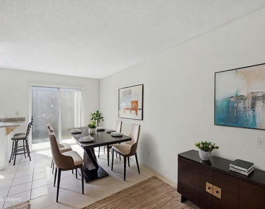1239 Sussex Street - Photo Thumbnail 10