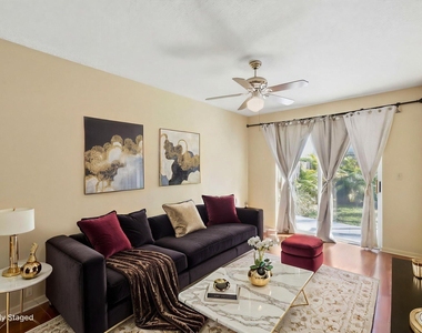 1239 Sussex Street - Photo Thumbnail 26