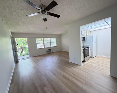 100 Sw 132nd Way - Photo Thumbnail 4