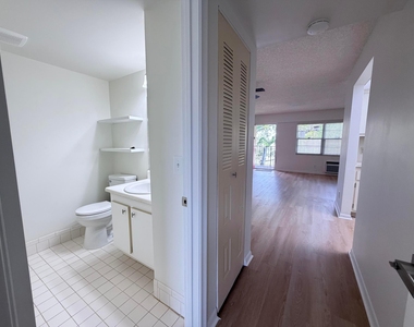 100 Sw 132nd Way - Photo Thumbnail 8