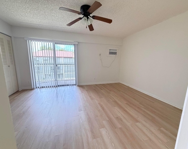 100 Sw 132nd Way - Photo Thumbnail 9