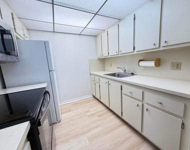 100 Sw 132nd Way - Photo Thumbnail 2