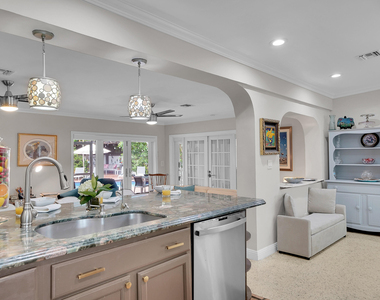 3209 Norfolk Street - Photo Thumbnail 10