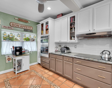 3209 Norfolk Street - Photo Thumbnail 9