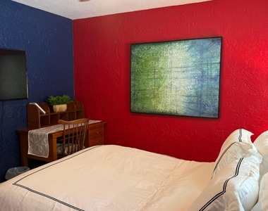 3209 Norfolk Street - Photo Thumbnail 29