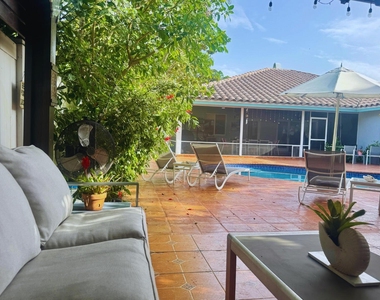 3209 Norfolk Street - Photo Thumbnail 11