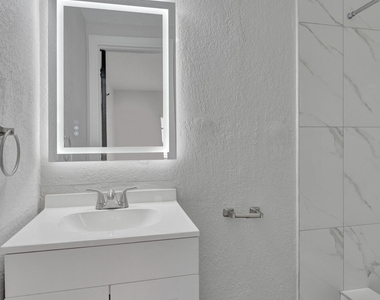 234 Ne 14th Avenue - Photo Thumbnail 17