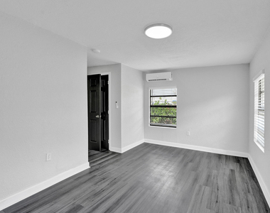 234 Ne 14th Avenue - Photo Thumbnail 21