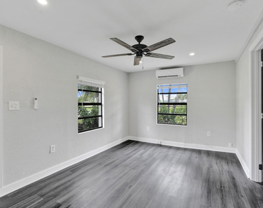 234 Ne 14th Avenue - Photo Thumbnail 6