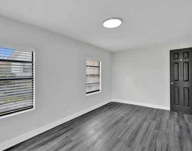 234 Ne 14th Avenue - Photo Thumbnail 14