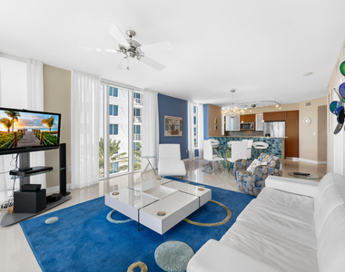 2821 N Ocean Boulevard - Photo Thumbnail 24